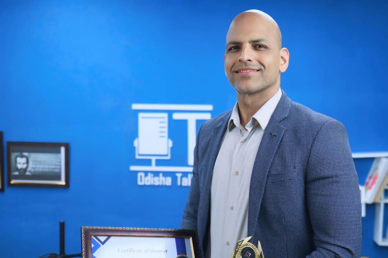 Dr. Sanjay Kumar Mishra (Radiation Oncologist) 