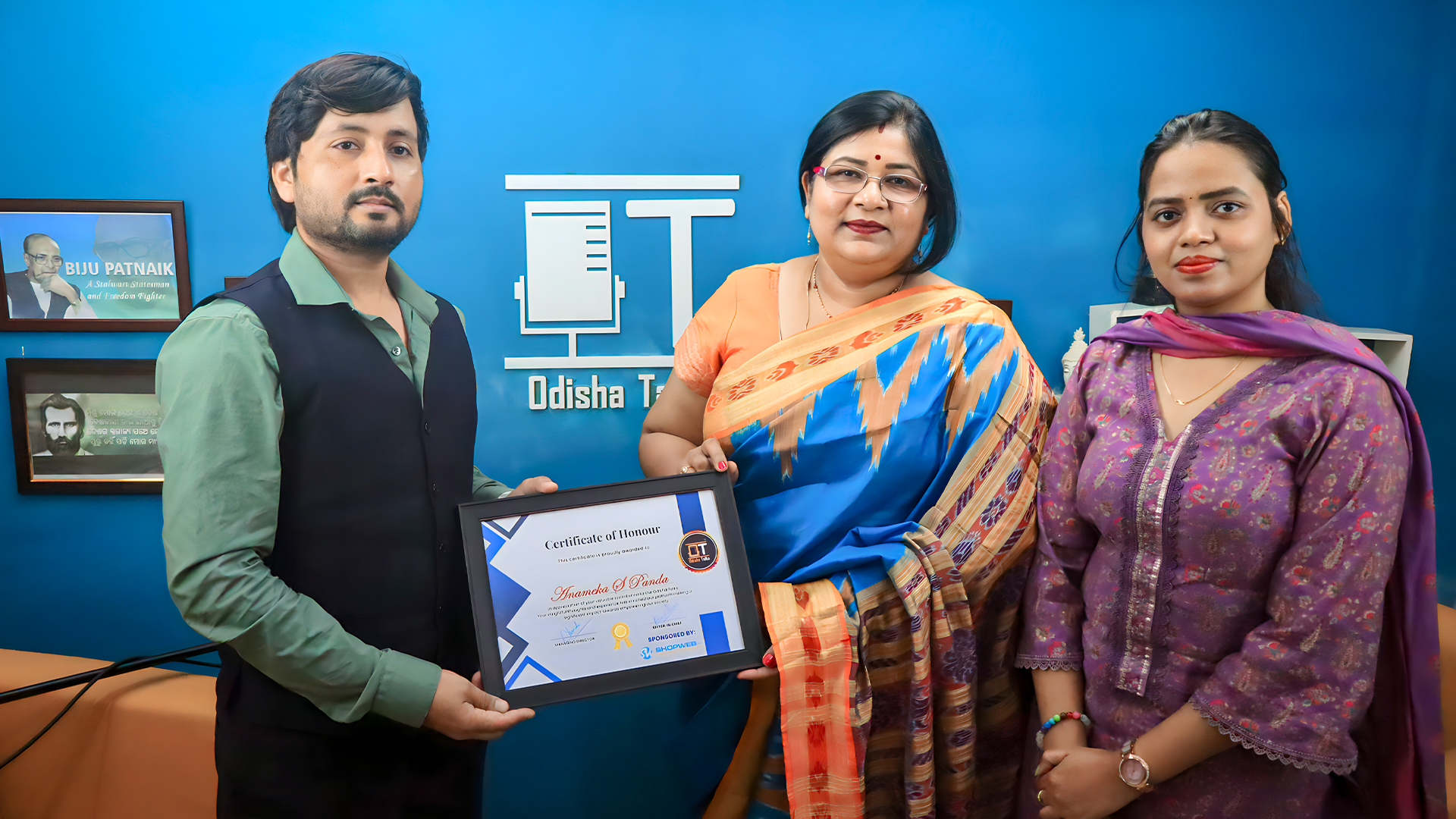 Anamika Panda ( Graphologist ) 